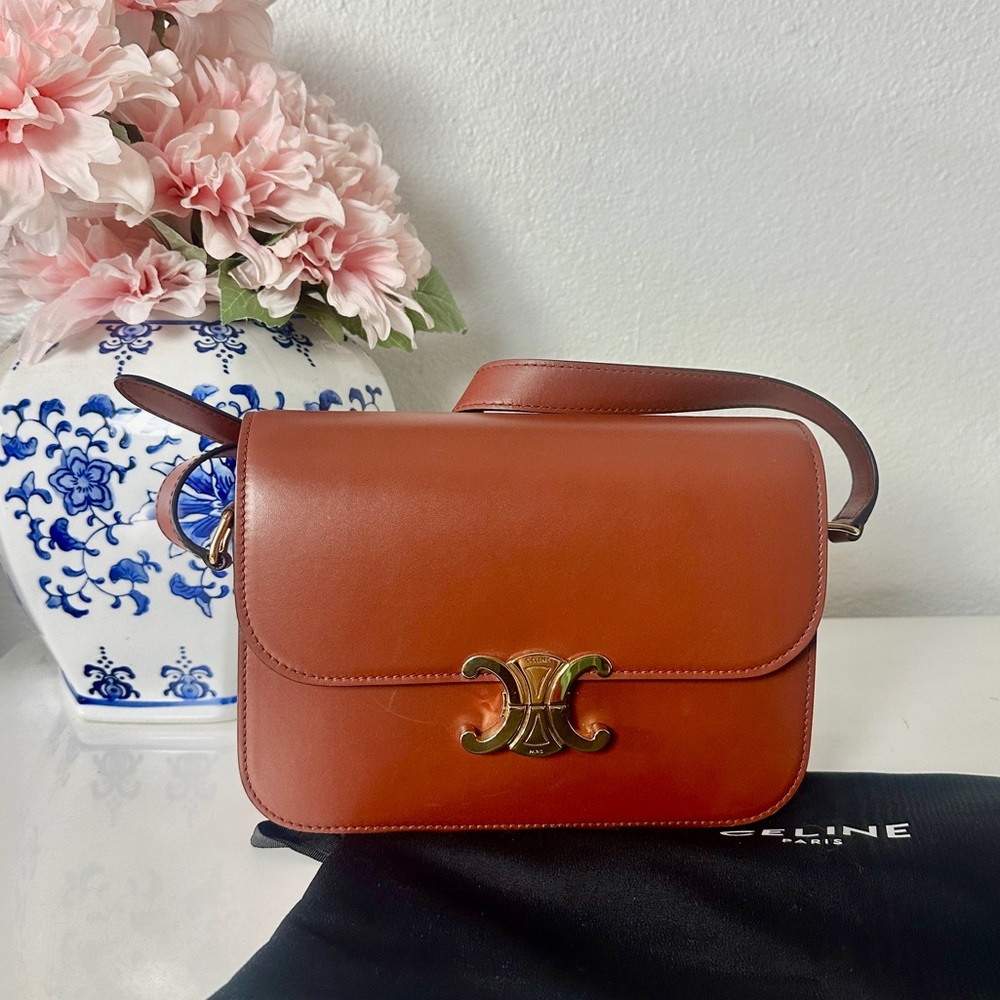 Celine triomphe crossbody in size medium